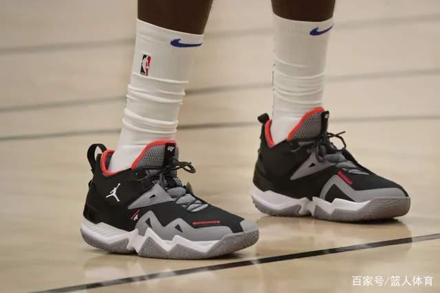 西甲豪门对前篮网76人侧翼表现出浓厚兴趣，他或许即将告别NBA舞台？